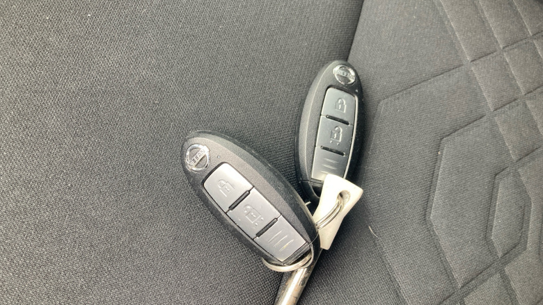 Nissan Juke 1.0 DiG-T 114 Tekna 5dr Petrol Hatchback